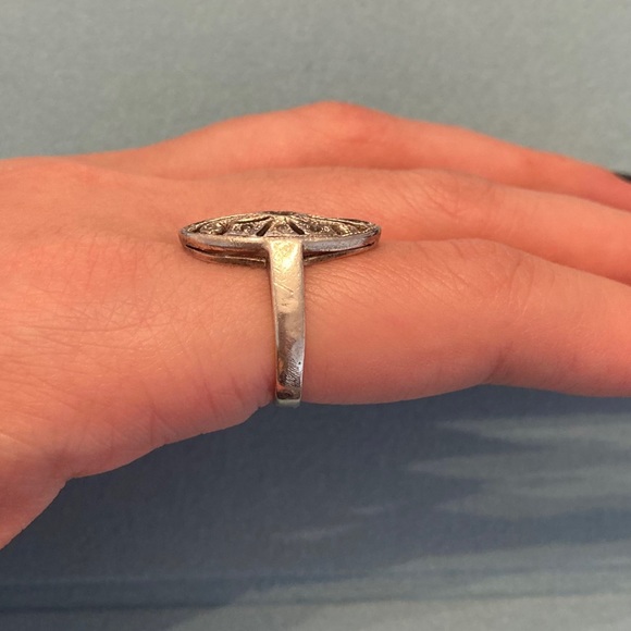 Vintage silver ring with zircons - Picture 8 of 8